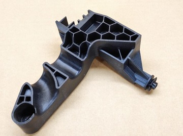 PRAWY UCHWYT MOCOWANIE CHŁODNIC VOLVO XC40