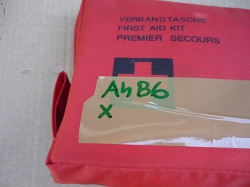 LÉKÁRNIČKA ORIGINÁLNÍ AUDI A6 C5 C6 A4 B6 B7 TT A3 8P 4B0860281 NEPOUŽITÉ