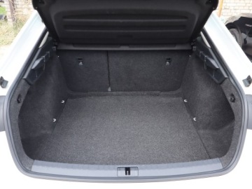 Skoda Octavia IV Liftback 1.0 TSI EVO 110KM 2021 Skoda Octavia 1.0 TSI, Salon Polska, Klima, zdjęcie 13