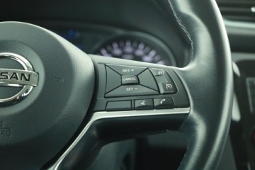 Nissan Qashqai II Crossover Facelifting 1.3 DIG-T 158KM 2021 Nissan Qashqai 1.3 DIG-T, Salon Polska, zdjęcie 15