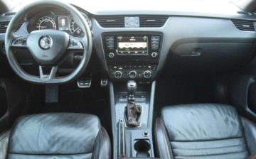 Skoda Octavia III RS Kombi 2.0 TDI 184KM 2016 Skoda Octavia 2.0TDI RS 2016r Led Navi Skora 2 KPL KOL Oryginal lak Sprowa, zdjęcie 24