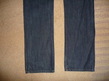 Spodnie dżinsy HUGO BOSS W32/L34=43/111cm jeansy