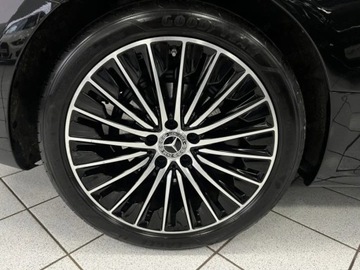 Mercedes CLE Coupe 2.0 300 258KM 2025 MERCEDES-BENZ CLE 300 4-Matic AMG Line 2.0 (258KM) 2025, zdjęcie 3