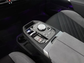 BMW iX SUV Facelifting 94.8kWh 408KM 2025 BMW iX xDrive45 Sport Suv (408KM) 2025, zdjęcie 12