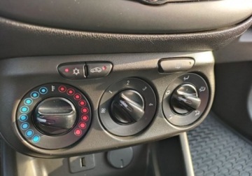 Opel Corsa E Hatchback 3d 1.4 Twinport 90KM 2016 Opel Corsa Salon POLSKA Pelny serwis Zadbana GWARANCJA Zobacz 1.4, zdjęcie 24