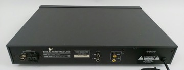 NAD 402 - AM/FM-тюнер