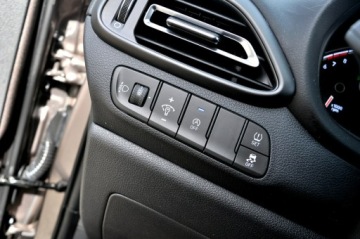 Hyundai i30 III Hatchback Facelifting 1.5 T-GDI 48V 160KM 2022 Hyundai i30 _1.5 T GDI 160KM, zdjęcie 24