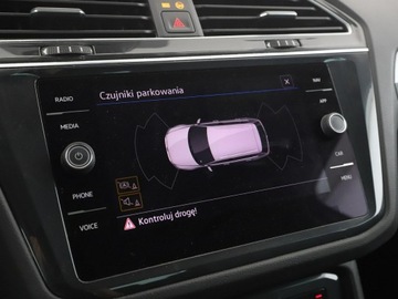 Volkswagen Tiguan II SUV Plug-in 1.4 TSI e-HYBRID 245KM 2022 Volkswagen Tiguan hybryda plug-in virtual navi, zdjęcie 23