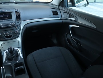 Opel Insignia I Hatchback Facelifting 2.0 CDTI ECOTEC 163KM 2013 Opel Insignia 2.0 CDTI, Salon Polska, Serwis ASO, zdjęcie 7