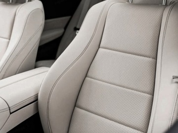 Mercedes GLE V167 2025 GLE 350 de 4-Matic AMG Line 2.0 (353KM) 2025, zdjęcie 4