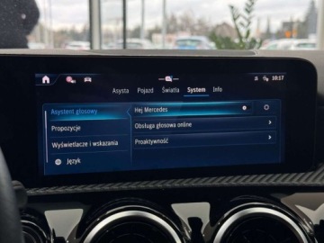 Mercedes CLA C118/X118 Coupe Facelifting 1.3 200 163KM 2024 Mercedes-Benz CLA 7G-DCT Kamera cofania CarPlayAndroid Auto LED FV23, zdjęcie 34