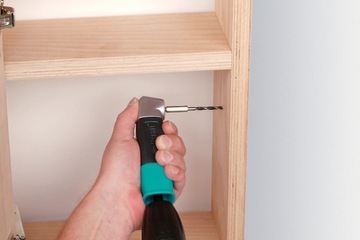 УГЛОВОЙ АДАПТЕР 90°, ДЛЯ АККУМУЛЯТОРНЫХ ОТВЕРТОК