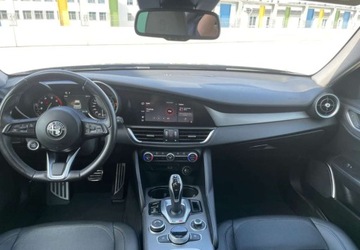 Alfa Romeo Giulia II Sedan Facelifting 2.0 Turbo 200KM 2022 Alfa Romeo Giulia 2.0TURBO *DesignSPORT*Pamięć *SalonPL*SerwisASO *FV23%, zdjęcie 22