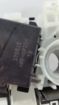 PŘEPÍNAČ POD VOLANT ISUZU D-MAX