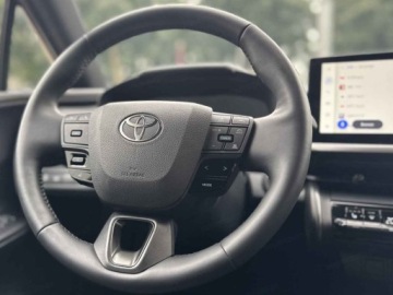 Toyota C-HR II SUV Plug-In 2.0 Hybrid Dynamic Force Plug-in  223KM 2025 Od ręki - Style 2.0 Hybrid Dynamic Force Plug-in 223KM | Podgrzewane fotele, zdjęcie 6