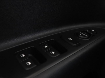Kia Stonic I Crossover 1.0 T-GDI 100KM 2019 Kia Stonic klima auto navi kamera ic zujniki, zdjęcie 31