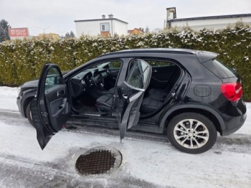 Mercedes GLA I Off-roader 1.6 200 156KM 2016 Mercedes-Benz GLA 200, zdjęcie 3