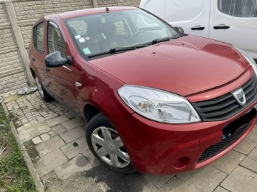 Dacia Sandero I Hatchback 5d 1.5 dCi eco2 75KM 2011 Dacia Sandero 1.5 DCI 75 KM, zdjęcie 2