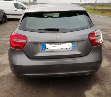 Mercedes Klasa A W176 Hatchback 5d 1.8 200 CDI BlueEFFICIENCY 136KM 2013 Mercedes A 200 A klasa 200cdi, zdjęcie 25