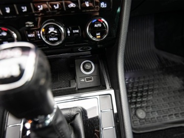 Skoda Superb III Kombi 2.0 TSI 272KM 2018 SKODA Superb 2.0 TSI 4x4 L&amp;K DSG Combi 272KM 2018, zdjęcie 21