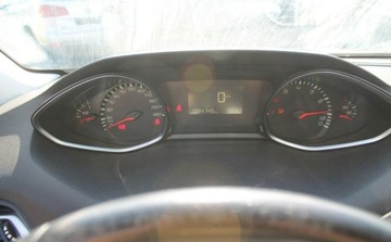 Peugeot 2019 Peugeot 308 1.2 Diesel 110KM, zdjęcie 17