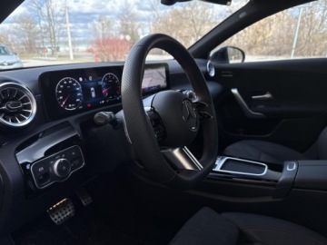 Mercedes Klasa A W177/V177 Hatchback Facelifting 1.3 200 163KM 2025 Mercedes-Benz A 200, zdjęcie 13