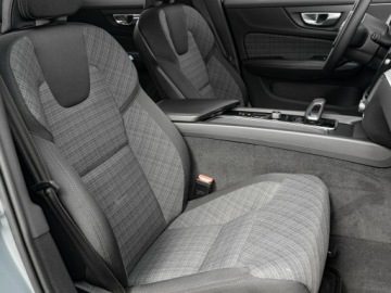 Volvo V60 II  2022 Volvo V60 WD5210S#B4 D Momentum Pro K.cofania, zdjęcie 30