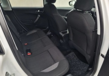 Peugeot 2008 I SUV Facelifting 1.2 PureTech 110KM 2017 Peugeot 2008 Lift SLICZNY 1.2 Benzyna 110KM Bogata Wersja ORYGINAL Zadbany, zdjęcie 13