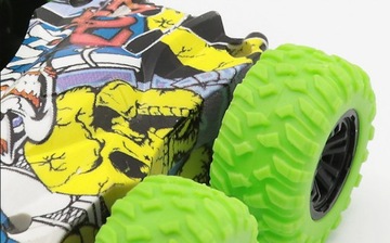 ГОНОЧНЫЙ АВТОМОБИЛЬ С ДВУХТАКТНЫМ ПРИВОДОМ НА 360 ГРАДУСОВ