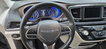 Chrysler Pacifica II 3.6 V6 291KM 2018 Chrysler Pacifica 2018 Touring L, zdjęcie 13