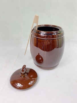 КЕРАМИЧЕСКАЯ БОЧКА 3,5 Л ДЛЯ ОГУРЦОВ С ЩИПЦАМИ. КОРИЧНЕВЫЙ