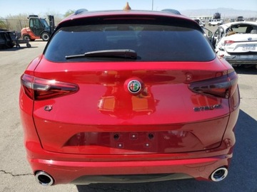 Alfa Romeo Stelvio SUV Facelifting 2.0 Turbo 280KM 2021 Alfa Romeo Stelvio TI 2021 2.0l 2.0 Benzyna 280KM, zdjęcie 2