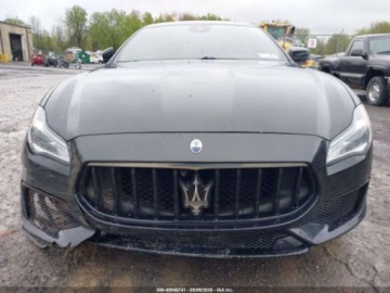 Maserati Quattroporte II 2022 Maserati Quattroporte Modena Q4 2022 3.0 Benzyna 424KM, zdjęcie 10