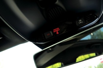 Volvo V40 II 2019 Volvo V40 2.0 T2 122KM RDesign Panorama Skóra, zdjęcie 32