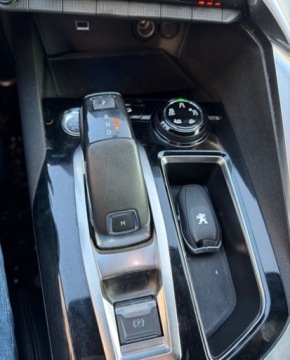 Peugeot 3008 II Crossover 1.5 BlueHDI 130KM 2019 Peugeot 3008 1.5 Diesel 131KM, zdjęcie 21