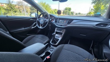 Opel Astra K Sports Tourer 1.6 CDTI 110KM 2019 Opel Astra Opel Astra K 1,6 CDTI Salon Polska Podgrzewana kierownica i f, zdjęcie 13