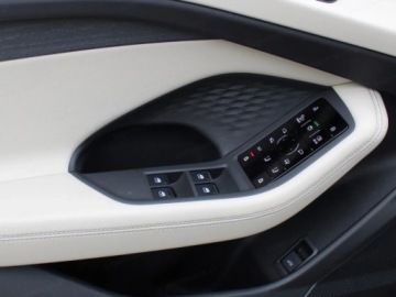 Audi A6 C8 Allroad 2.0 40 TDI 204KM 2025 AUDI A6 TDI quattro S line Avant Combi (204 KM) 2025, zdjęcie 9