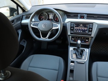 Volkswagen Passat B8 Limousine Facelifting 2.0 TDI SCR 150KM 2021 VW Passat 2.0 TDI, Salon Polska, 1. Właściciel, zdjęcie 6