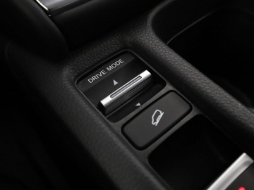Honda HR-V III 2022 Honda HR-V 1.5i-MMD e:HEV Advance Navi Tempomat, zdjęcie 28