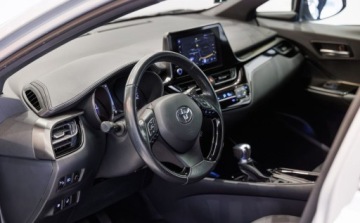 Toyota C-HR I Crossover Facelifting 1.8 Hybrid 122KM 2022 Toyota C-HR 1.8 Hybrid Style 1.8 Hybryda 122KM, zdjęcie 15