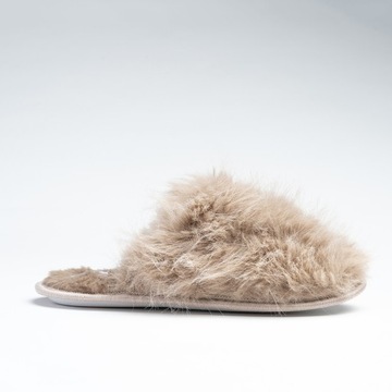 Pantofle wsuwane modne kapcie domowe z futerkiem ciepłe lekkie WYGODNE Axim