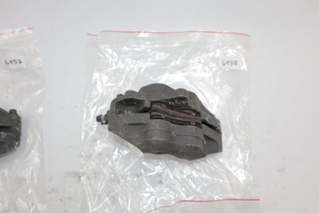 CBR 900RR SC28 919 SC33 CB 900F VTR 1000F Zacisk Hamulcowy Przód Lewy Prawy