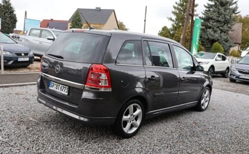 Opel Zafira B 1.8 ECOTEC 140KM 2009 Opel Zafira 7-osobowy, Nawigacja, Multifunkcja, Czujniki parkowania. 1.8, zdjęcie 2