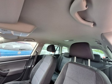 Volkswagen Golf VI Variant 1.6 TDI-CR DPF BlueMotion 105KM 2011 Volkswagen Golf Wersja Style Klimatronik, zdjęcie 18