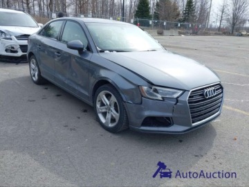 Audi A3 8V 2018 Audi A3 Sportback 2018 AUDI A3 2.0T KOMFORT 2.0 Benzyna 220KM