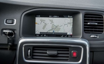 Volvo V60 I Kombi Facelifting 2.0 D4 DRIVE-E 181KM 2015 Volvo V60 Volvo V60 D4 Ocean Race 2.0 Diesel 181KM, zdjęcie 29