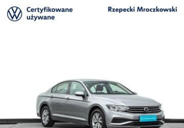 Volkswagen Passat B8 Limousine Facelifting 2.0 TDI SCR 150KM 2020 Volkswagen Passat 2.0 TDI 150KM Essence Fotele Podgrzewane Klimatyzacja 3-, zdjęcie 2
