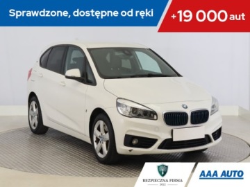 BMW Seria 2 2017 BMW 2 Active Tourer 225xe Active Tourer