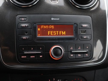 Dacia Logan II Sedan Facelifting 1.2 Sce 73KM 2017 Dacia Sandero 1.2 16V, Salon Polska, Serwis ASO, zdjęcie 11