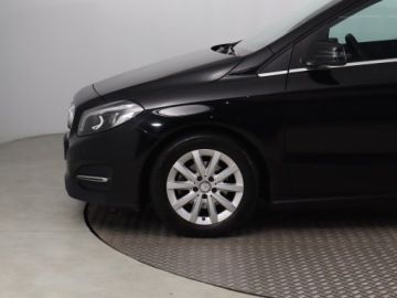 Mercedes Klasa B W246 Sports Tourer Facelifting 1.5 180 d 109KM 2016 Mercedes B B 180 CDI, Salon Polska, Automat, Navi, zdjęcie 14